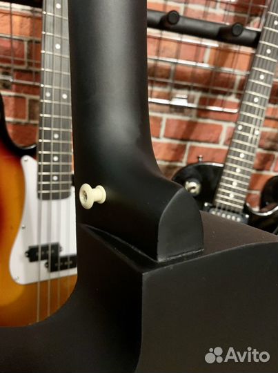 Акустическая гитара для обучения