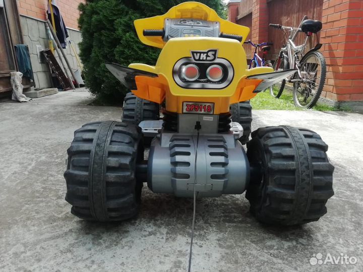 Детский квадроцикл на аккумуляторе(электрический)