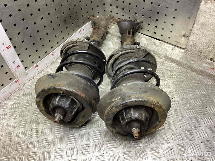 Амортизатор/стойка передняя правая Mercedes-Benz C-Class