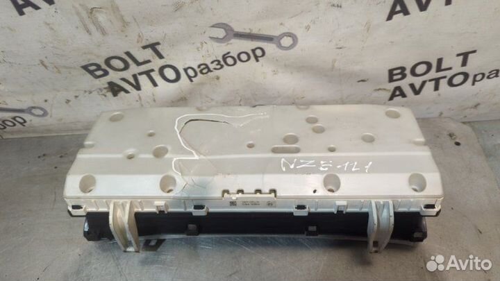 Щиток приборов Toyota Corolla NZE121 1NZ-FE 2002