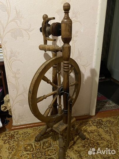 Прялка деревянная старинная