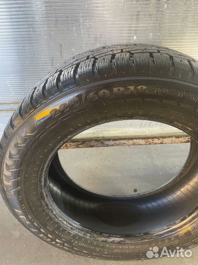 Nokian Tyres Hakkapeliitta 7 SUV 235/60 R18 107T