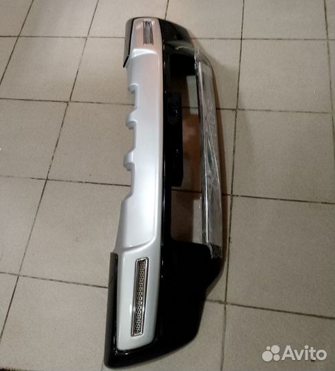 Накладка на передний бампер Киа Соренто 1