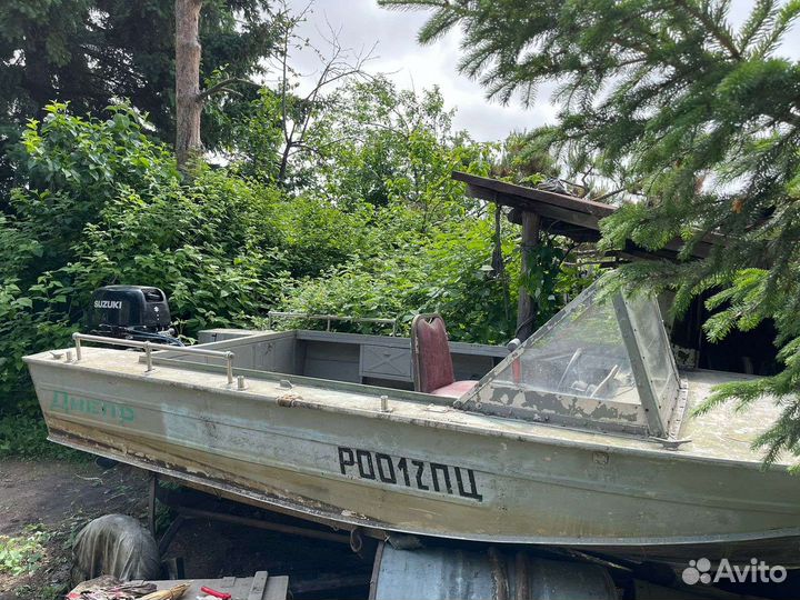 Моторная лодка