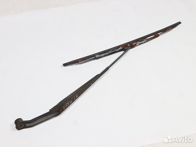 Поводок стеклоочистителя левый Mitsubishi Pajero 3