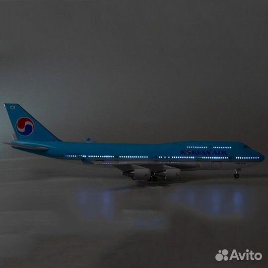 Коллекционная модель самолёта Boeing747 Korean Air