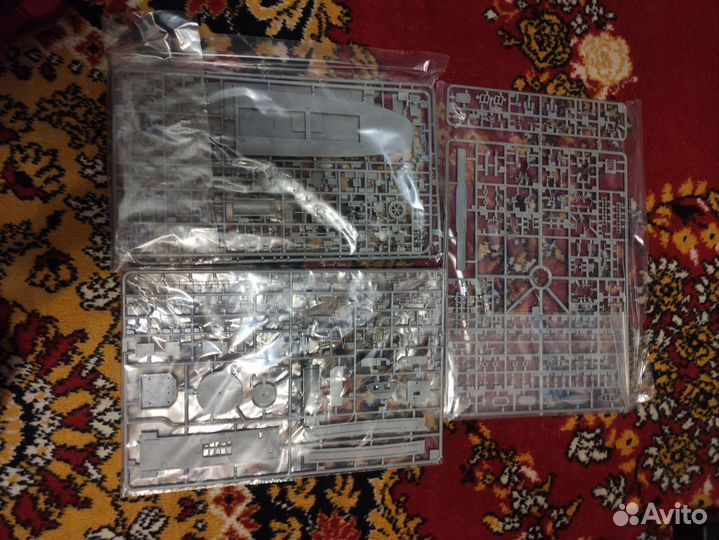 Модель корабля hmcs Snowberry, Revell