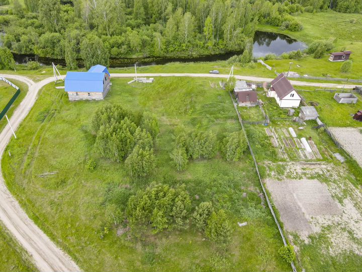 Дом 100 м² на участке 32 сот.