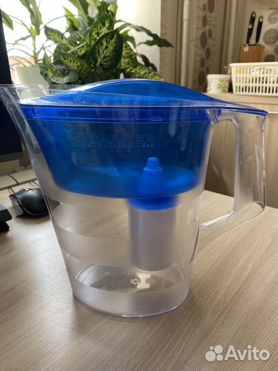 Фильтр-кувшин барьер с картриджем