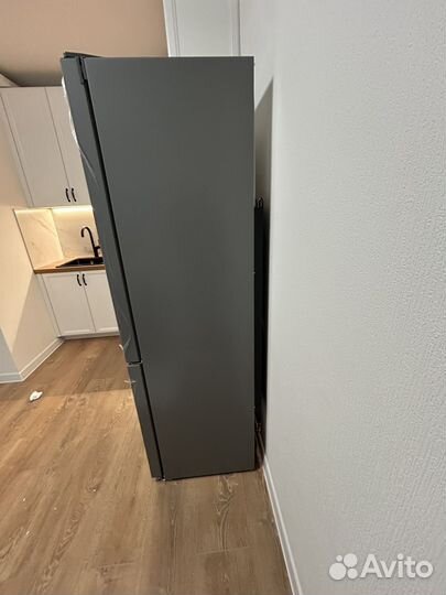 Холодильник Indesit ITS 4180 G