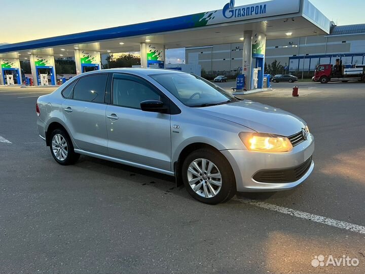 Volkswagen Polo 1.6 МТ, 2013, 71 000 км