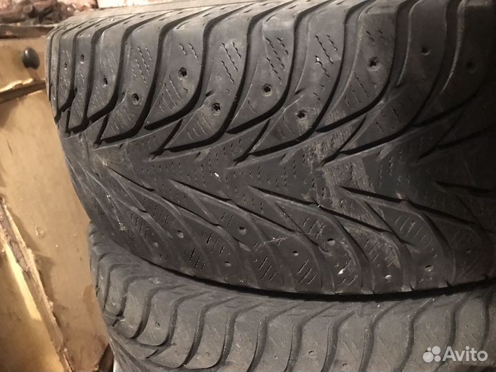 Yokohama Ice Guard Stud IG55 205/55 R16