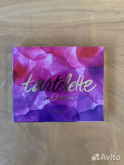 Палетка теней Tarte in Bloom