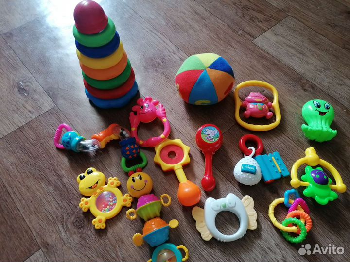 Погремушки пирамида грызунок пакетом