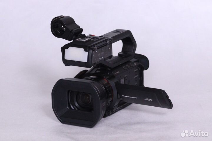Panasonic HC X2000, видео камера