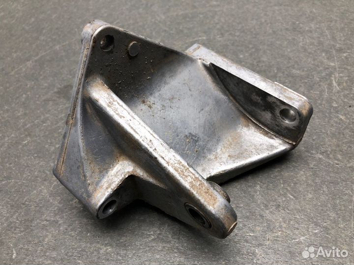 Кронштейн гур Nissan Almera N16 QG15DE 2005