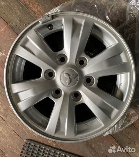 Диски R16 на mitsubishi L200 родные