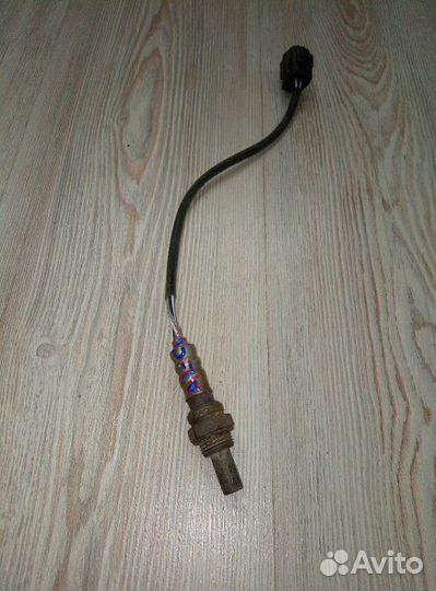 Датчик кислорода Nissan almera classic B10