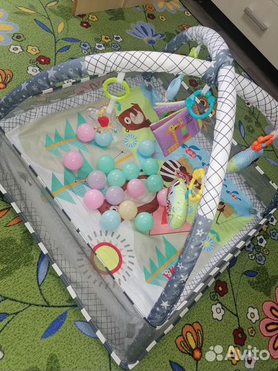 Развивающий коврик