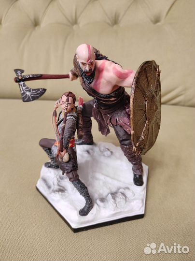 Фигурка по мотивам игры God of War