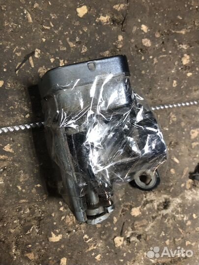 Дверные петли задние правые Renault Megane 2