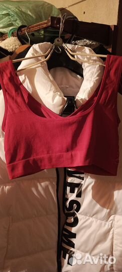 Бюстгалтер-топик