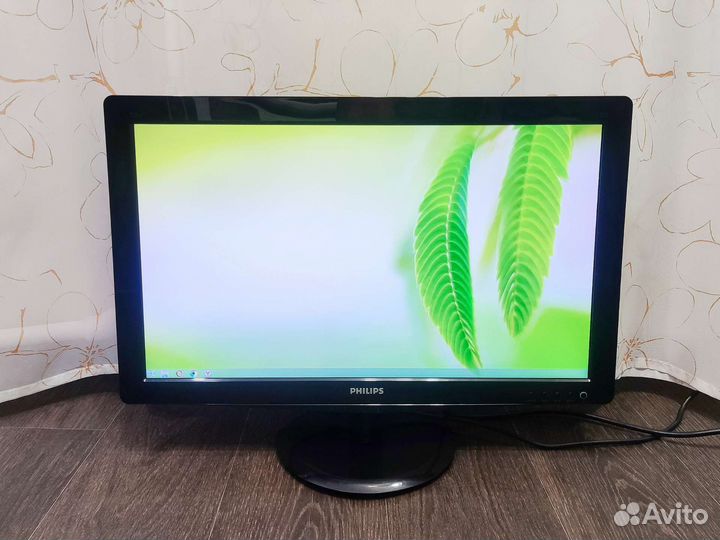 Монитор Philips 22 дюйма