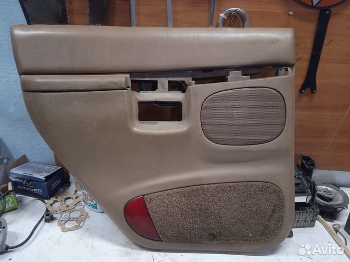 Дверная карта задняя левая Ford Explorer 2 Форд