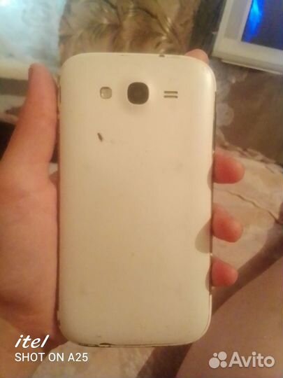 Samsung Galaxy Grand GT-I9082, 8 ГБ