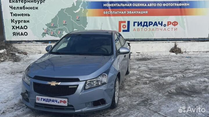 Стекло двери задней левой Chevrolet Cruze 96833085