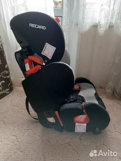 Автокресло recaro