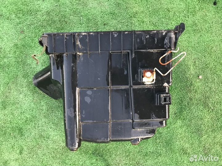 Корпус воздушного фильтра Lexus Rx300 XU10