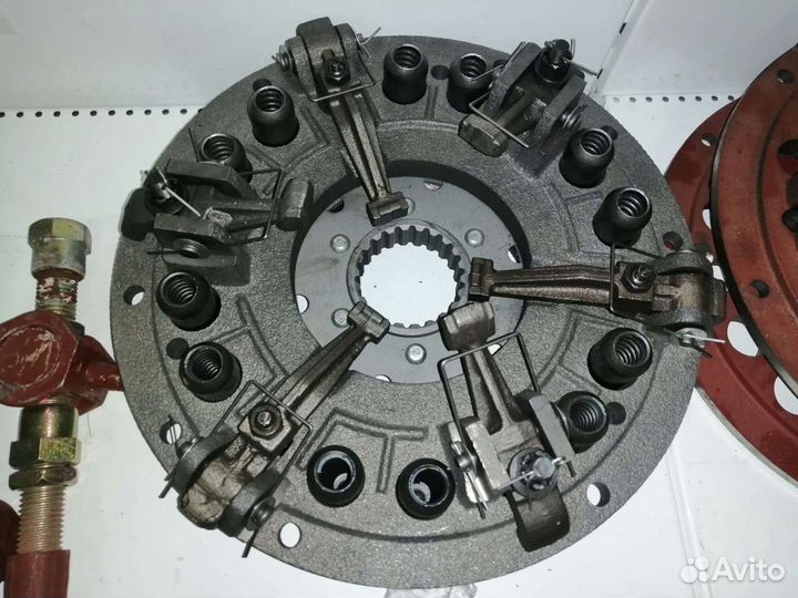 Корзина сцепления и диски Т-40