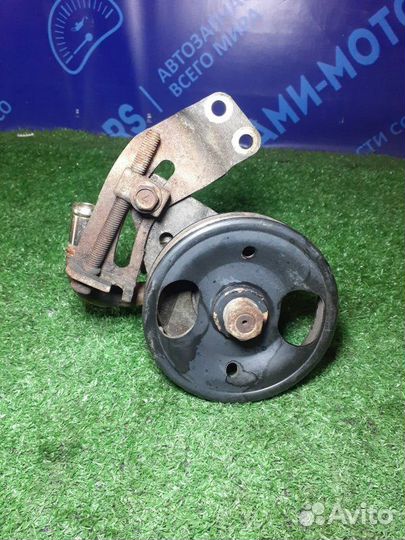 Насос гидроусилителя руля Nissan Murano Z50 VQ35DE