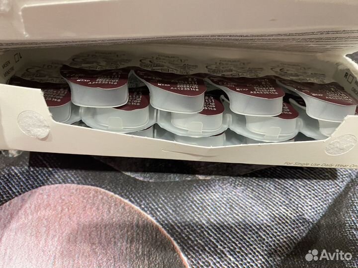 Контактные линзы Alcon