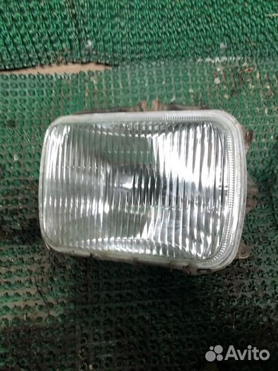 Фара Toyota Sprinter Carib AL25