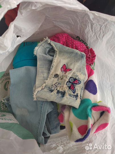 Вещи пакетом на девочку отдам бесплатно