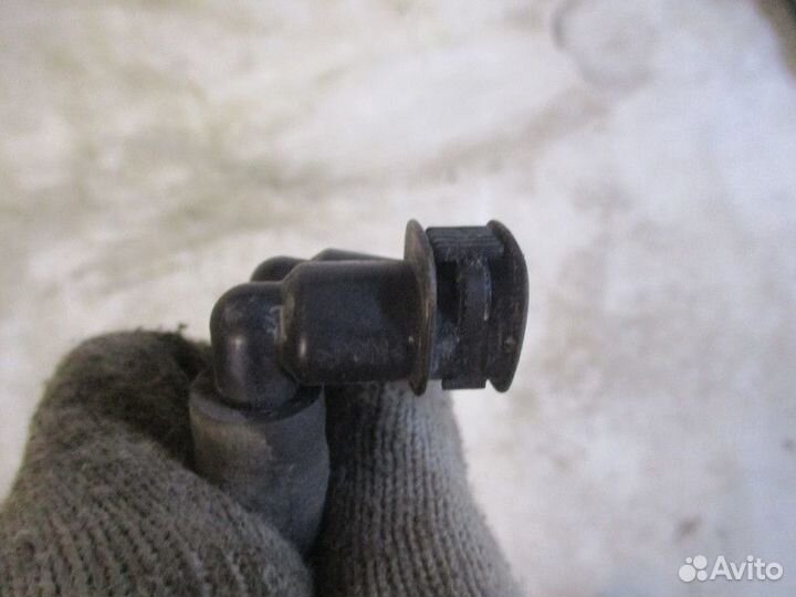 Шланг омывателя Volvo XC90 1