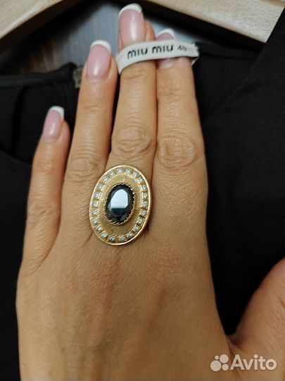 Платье футляр miu miu 100% Oригинал.Шерсть