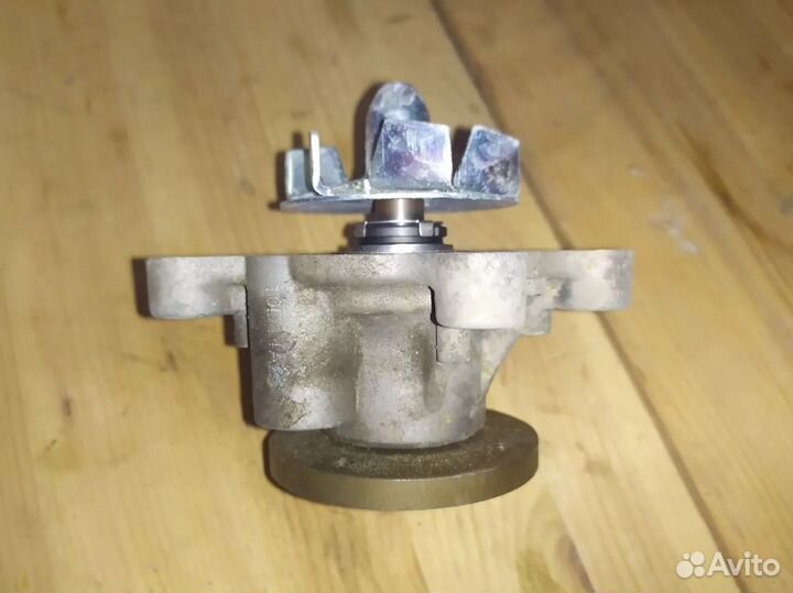 Насос водяной (помпа) Hyundai Solaris