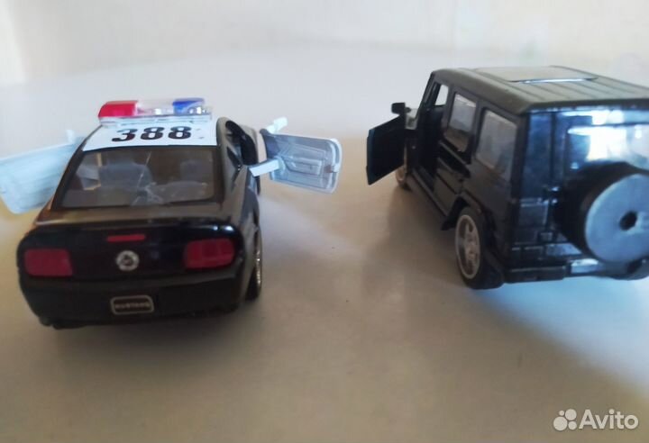 Модели Гелендваген vs. Полиция