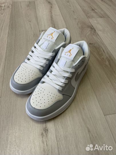 Кроссовки Nike Air Jordan 1 low