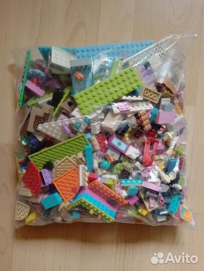 Пакет с деталями Lego