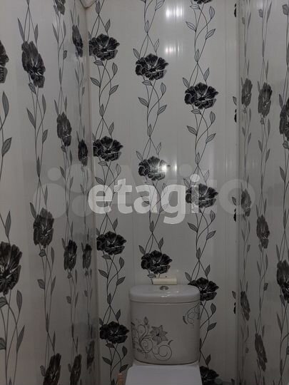 Дом 198,9 м² на участке 6,5 сот.