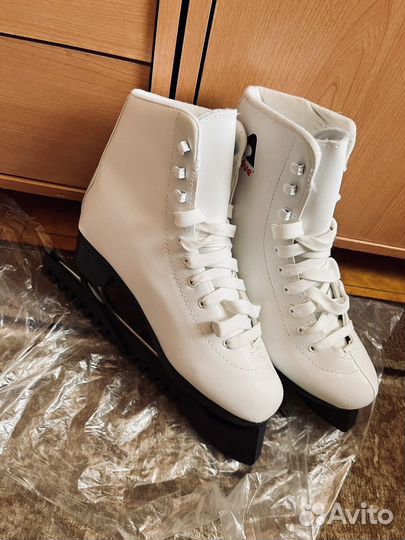 Коньки женские 39 Active