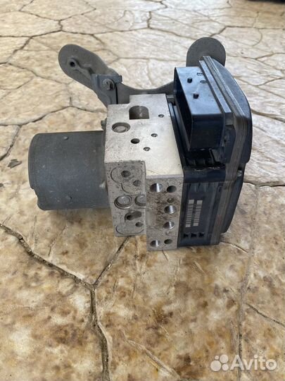 Блок ABS Mercedes CLS W219