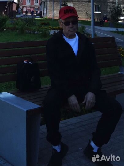 Контролёр охранник, сторож, вахтёр