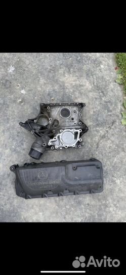 Передняя крышка коленвала Mercedes ml2.7