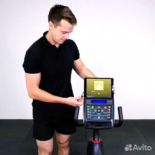 Велотренажер Schwinn 570R, горизонтальный (100531)