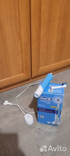 Зубная щетка Oral-B Vitality 3D white